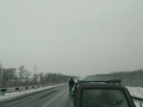 Очереди в снегу: соцсети сообщили о ситуации на донбасских КПВВ
