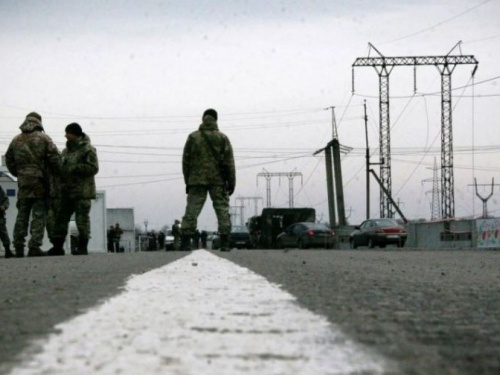 Через КПВВ на Донбассе не пропустили 14 человек