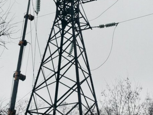 В районе прифронтовой Авдеевки восстановили электроснабжение