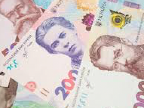 Ще в одній країні можна буде обміняти готівкову гривню на національну валюту