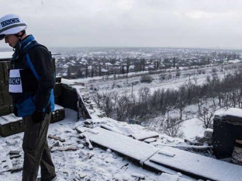 Наблюдатели сообщили о новых взрывах в Донецкой области