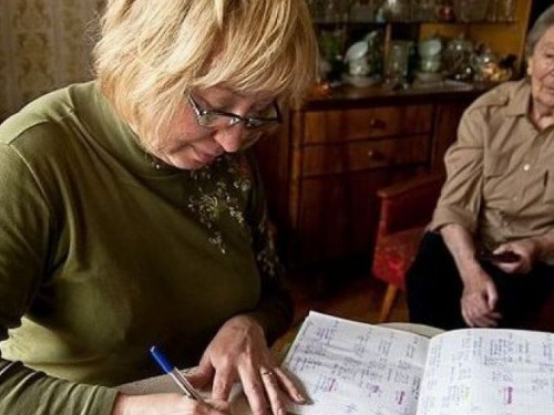 Специалисты УСЗН Авдеевки готовы помочь пенсионерам разобраться с "газовым вопросом"