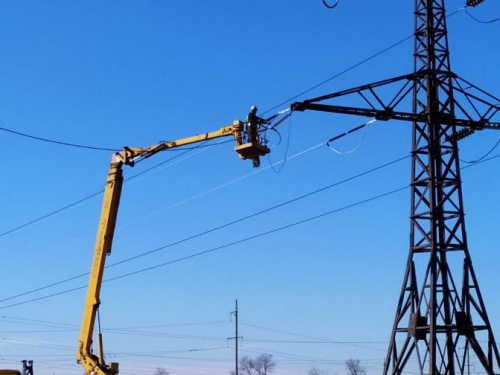 Энергетики на Донбассе более 16 тысяч раз восстанавливали электроснабжение в прифронтовой зоне