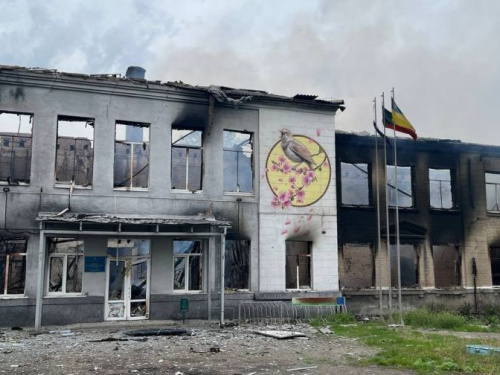 В Авдіївці росіяни знищили одну із найстаріших шкіл: тепер тут самі руїни