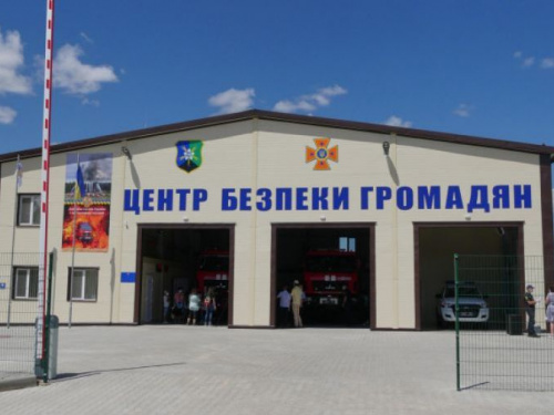 Триває будівництво центрів безпеки громадян у Новогродівці та смт Очеретине