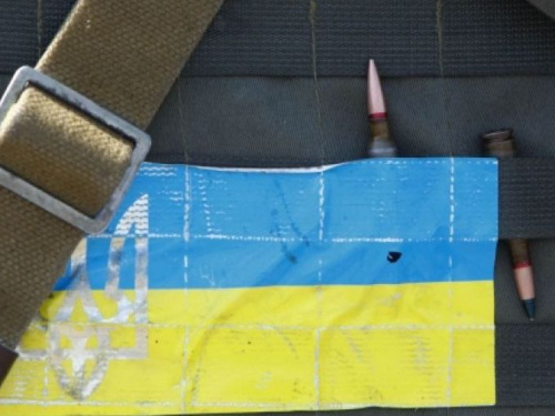 Военная сводка: на Донбассе погиб украинский военнослужащий, еще двое ранены
