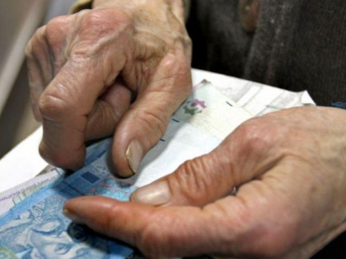 Верховная  Рада может упростить процедуру выплаты пенсий жителям оккупированной части Донбасса