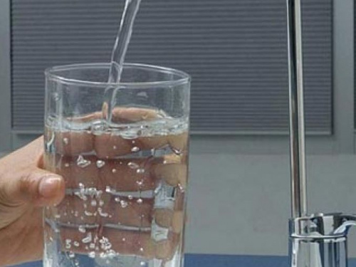 Использовать водопроводную воду для приготовления пищи жителям Донетчины не желательно