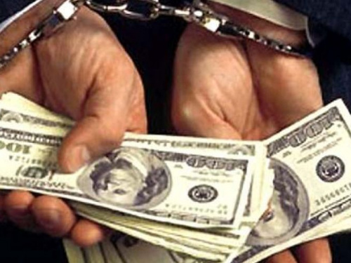 Четверо полицейских на Донетчине задержаны на взятке в полторы тысячи долларов