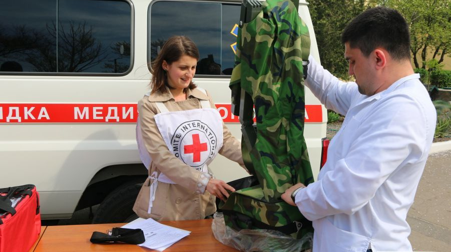 Красный Крест направил на неподконтрольную Донетчину около 148 тонн гуманитарного груза
