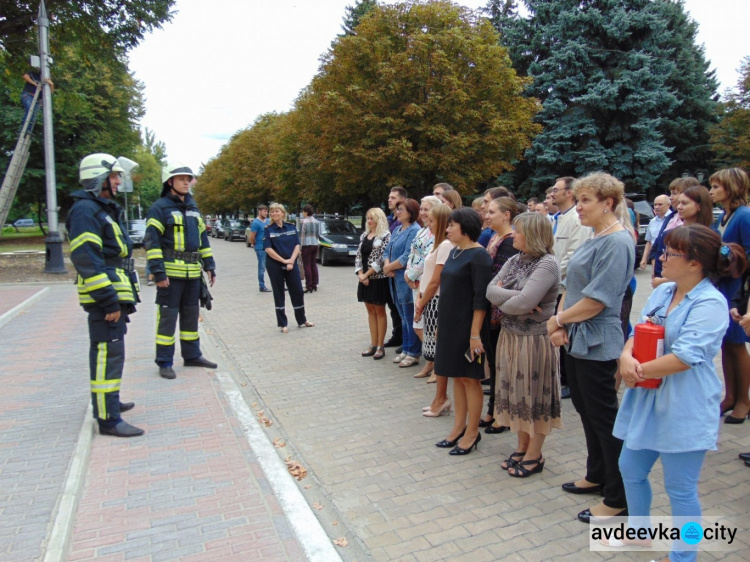Сегодня Донецкая облгосадминистрация пережила эвакуацию (ФОТО)