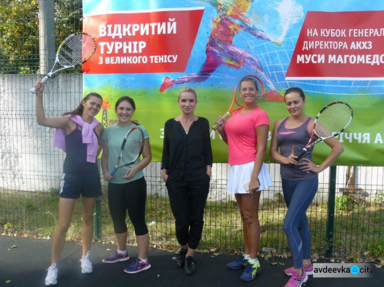 Теннисные баталии в Авдеевке продолжаются: определились полуфиналисты (ФОТО)