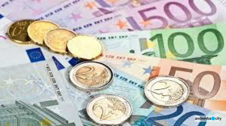 Актуальні курси валют в Україні на 20 червня