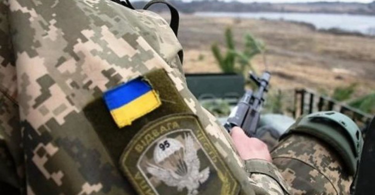 Боевики не прекращают обстрелы на Донбассе