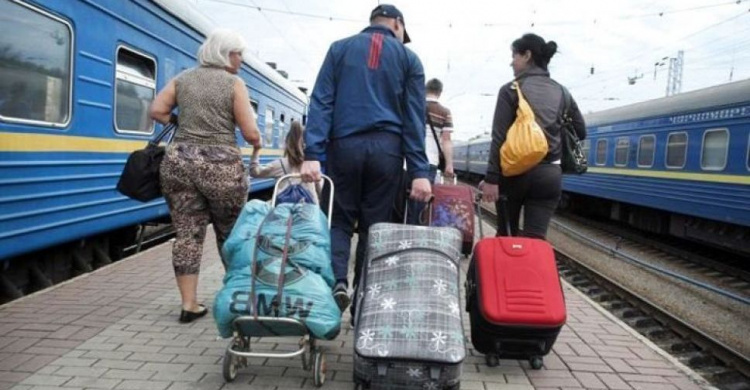 Стало известно, сколько официально в Украине переселенцев