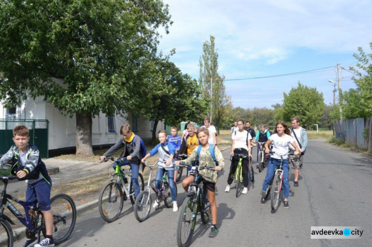 В Авдеевке велопробегом промчались по страницам истории города (ФОТО)