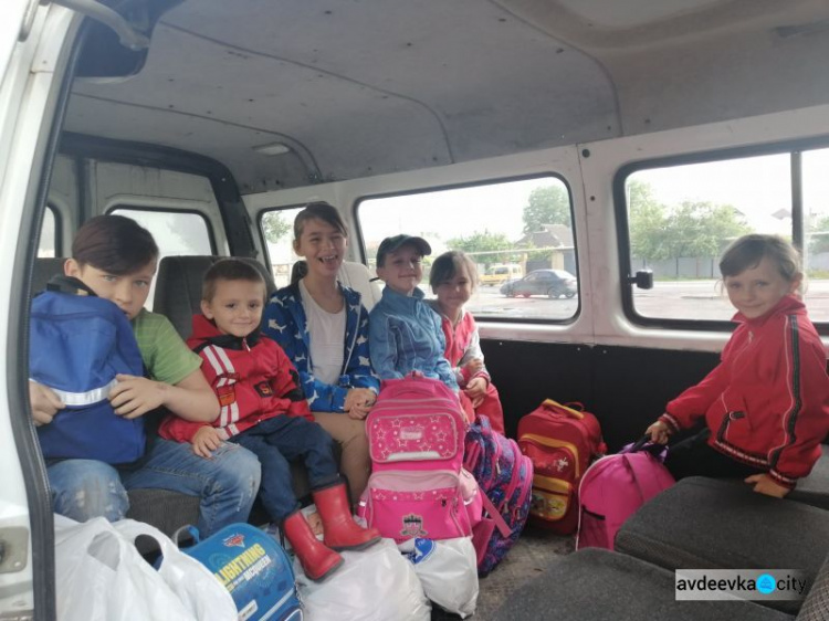 Діти з Авдіївки оздоровлюються у «Смарагдовому місті»