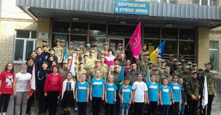 В Авдеевке торжественно открыли военно-патриотическую игру "Джура"