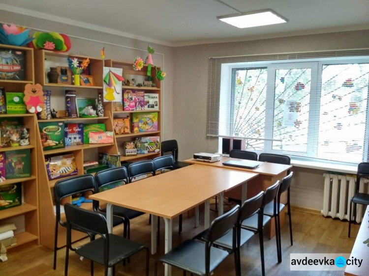Весело и познавательно: авдеевский общественный центр приглашает детей на развивающие занятия (ФОТО)