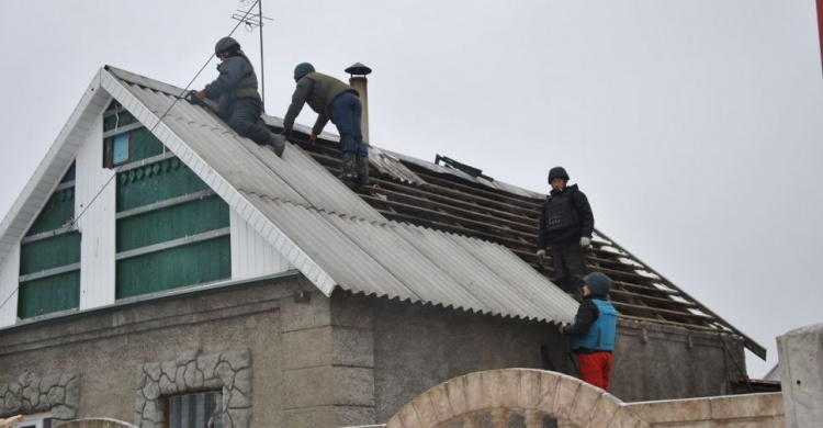 Спасатели восстановили новые дома, попавшие в Авдеевке под обстрел (ФОТО)