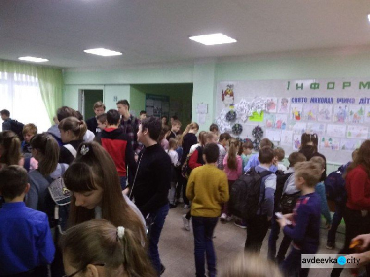 В Авдеевке отшумела школьная ярмарка (ФОТО)