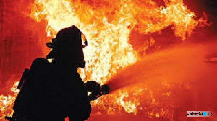 В результате пожара в Ясиноватском районе погиб человек