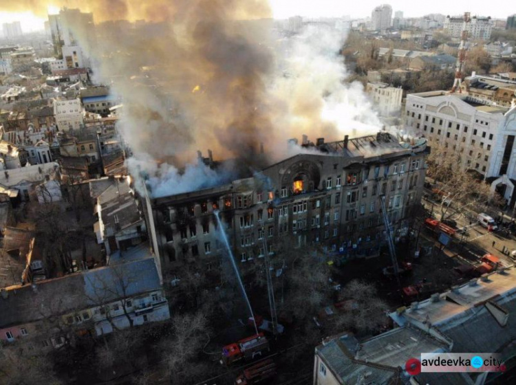 8 декабря в Украине объявили Днем национального траура (ФОТО)