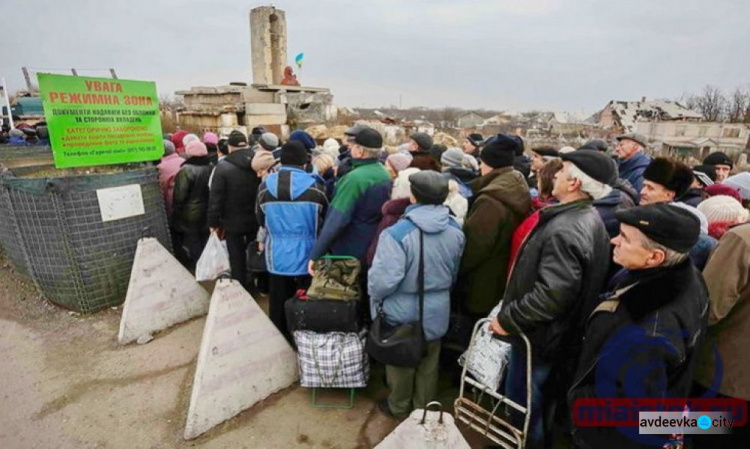На КПВВ Донбасса за год умерло 27 человек