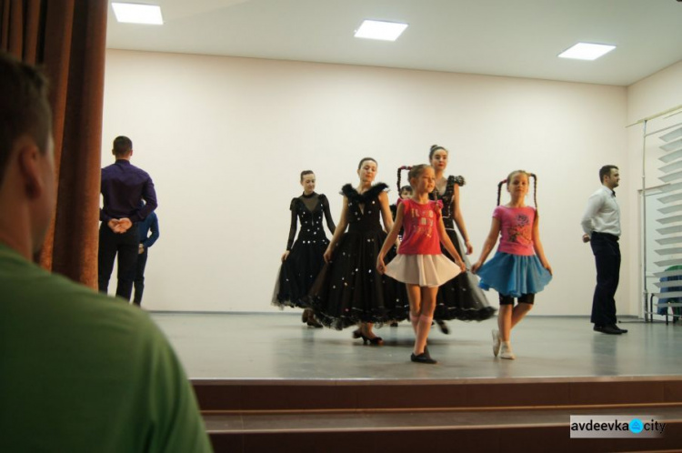Жители Авдеевки благодарят балетмейстера из Берлина за прекрасный подарок