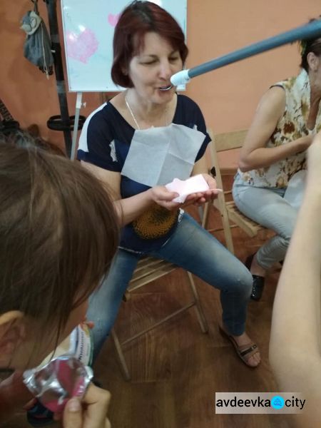 Авдеевские дети устроили праздник для родителей (ФОТО)