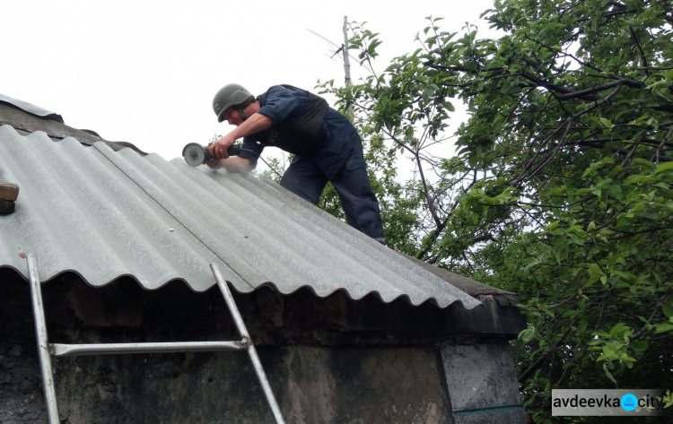 Обстрелы Авдеевки: зафиксированы новые повреждения, продолжается восстановление (ФОТО)