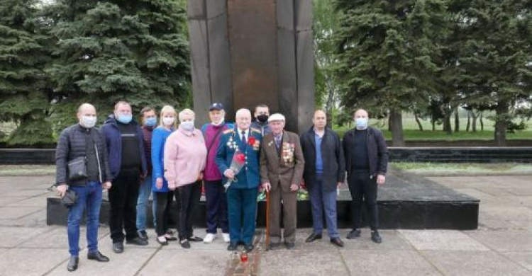 В Авдеевке отметили 75 годовщину Победы