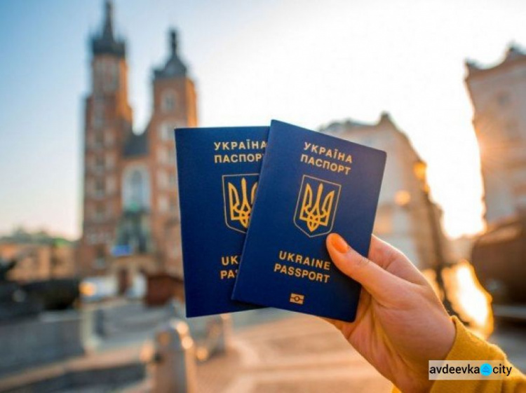 Украина разрешит двойное гражданство с дружественными странами