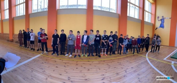 В Авдеевке определили победителей молодежного турнира по пинг-понгу (ФОТО)