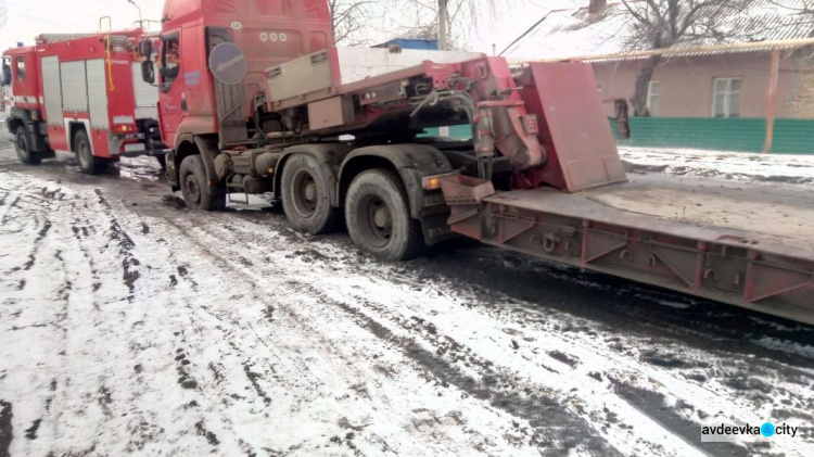 Дороги в Донецкой области по-прежнему похожи на каток
