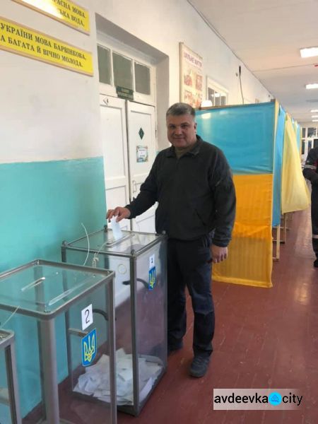 Выборы президента Украины: в Авдеевке всё спокойно (ФОТО)