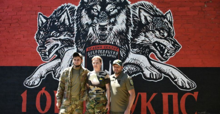 Добровольці – захисники Авдіївки отримали посвідчення учасників бойових дій