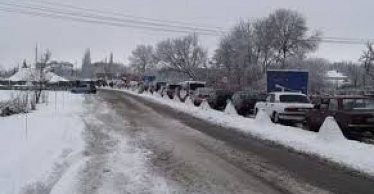 На КПВВ в Донецкой области очереди на проезд с утра ждали 140 машин