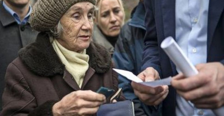В Еврокомиссию сообщили о пенсионных бедах ВПЛ и жителей ОРДЛО