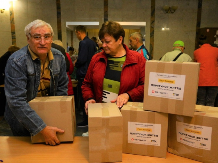 Сталевий фронт Ріната Ахметова і «Рятуємо життя» увійшли до ренкінгу соціальних ініціатив «Відповідальна Україна»