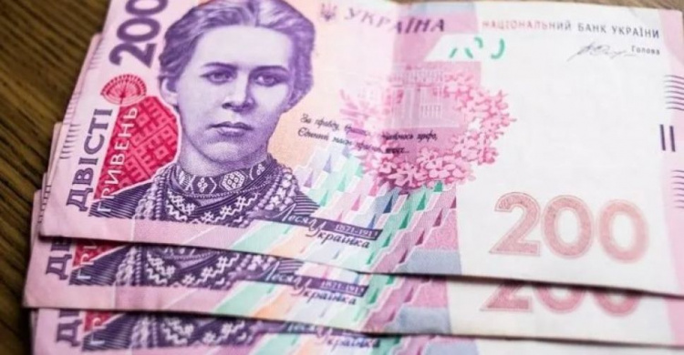 Шмыгаль обозначил даты выплаты 2000 гривен за ребенка