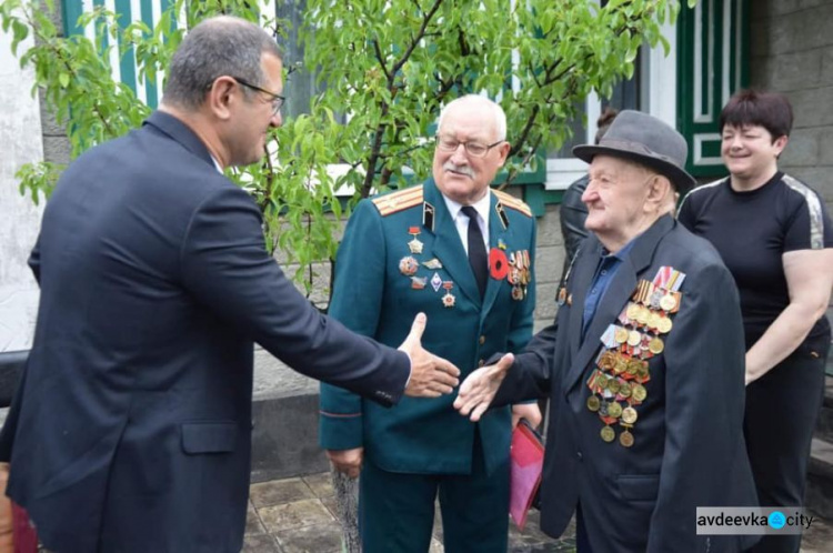 В прифронтовой Авдеевке остались 9 ветеранов, прошедших Вторую мировую войну (ФОТО)