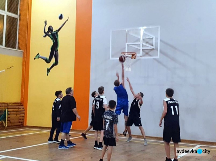 Баскетболісти Авдіївки провели товариський матч в рамках міського фестивалю «Спортивна зима»