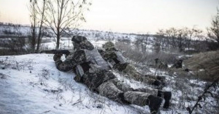 Боевики дважды нарушили перемирие в зоне АТО, ранен военнослужащий ВСУ