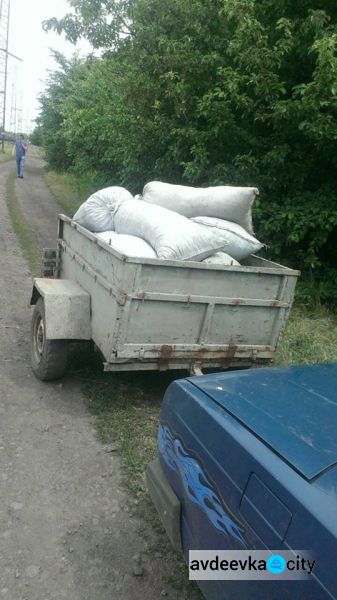Воры на железной дороге: в Донецкой области охотятся на уголь и металл (ФОТО)