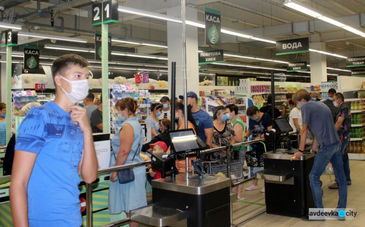 "Зебра" в Авдеевке: новый супермаркет LAFAR ждет своих покупателей (ФОТО)