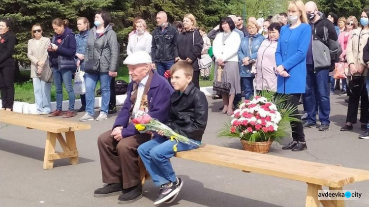 В Авдеевке прошёл митинг по случаю 76-й годовщины Победы над нацизмом во Второй мировой войне 