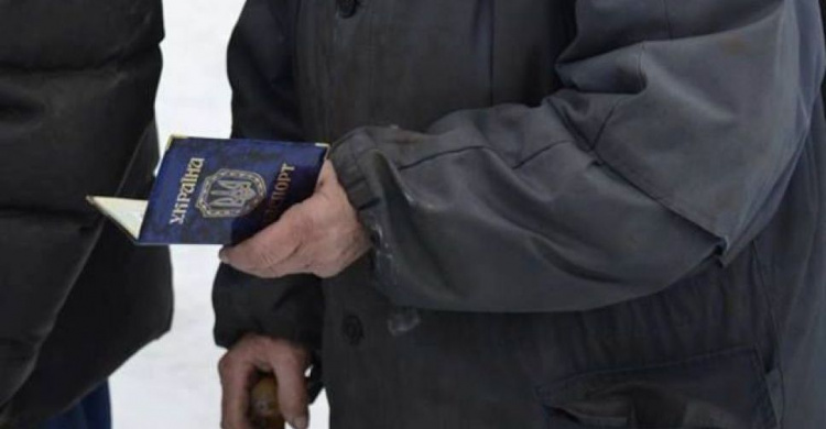 Выплаты и долги: омбудсмен Украины рассказала о пенсиях переселенцев и жителей неподконтрольного Донбасса