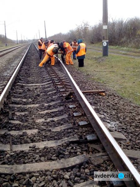 "Донецкая железная дорога" за надежность и безопасность: "оздоровлены" более 140 км пути
