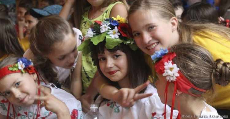 Проект «Мирное лето – детям Донбасса» дарит спокойствие и счастье